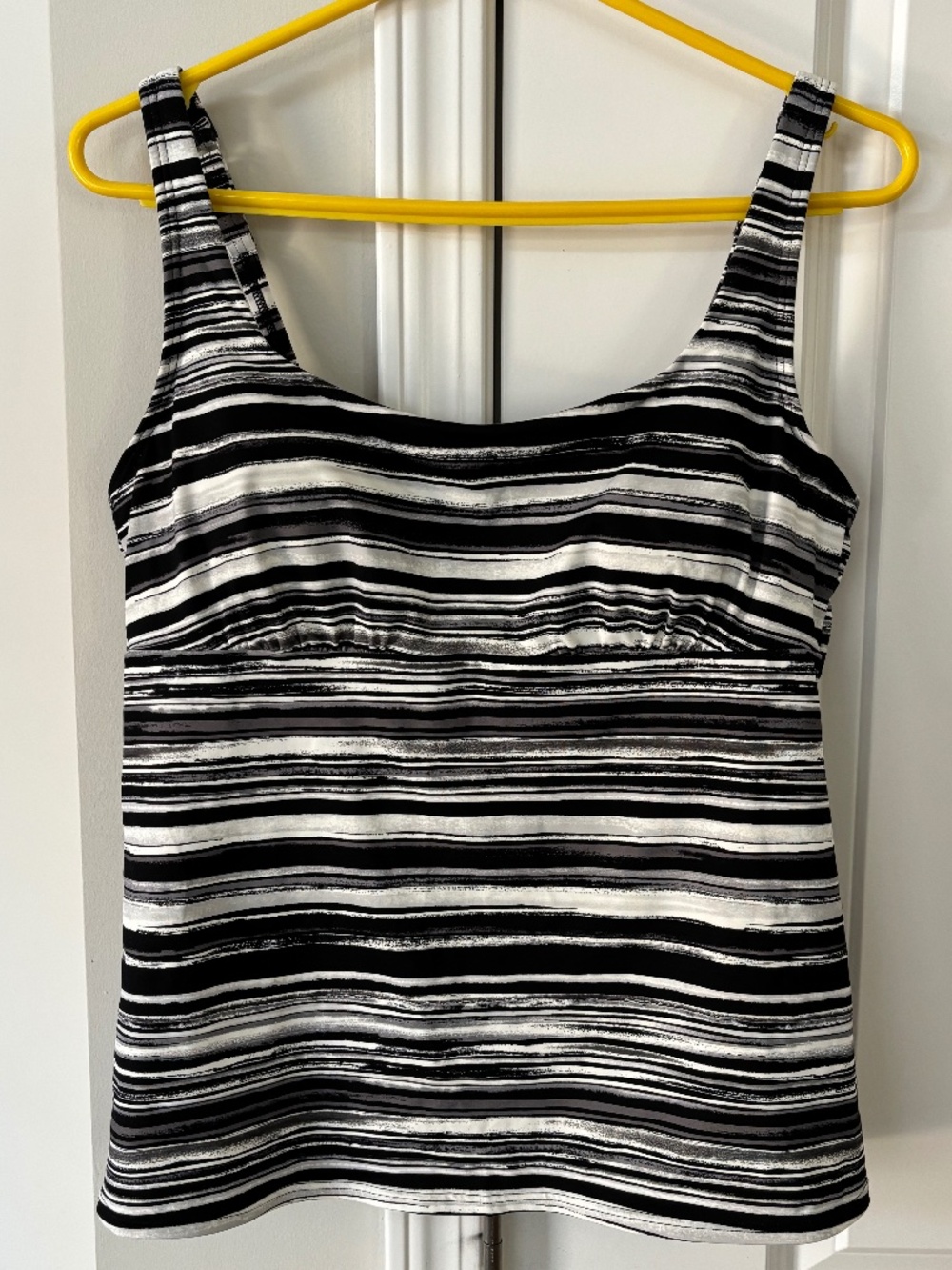 Lands End Women's Underwire Tankini Swimsuit Top Sz 12